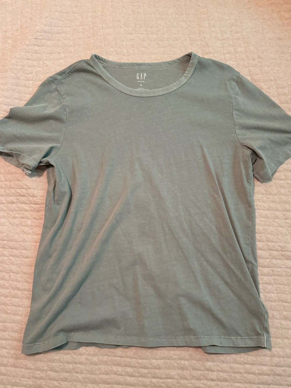 GAP Short-Sleeve Crew Tee in Dusty Sage Green